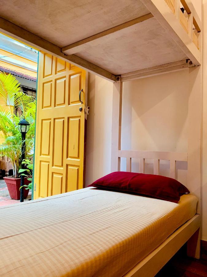 Easy Hostels Панаджи Экстерьер фото